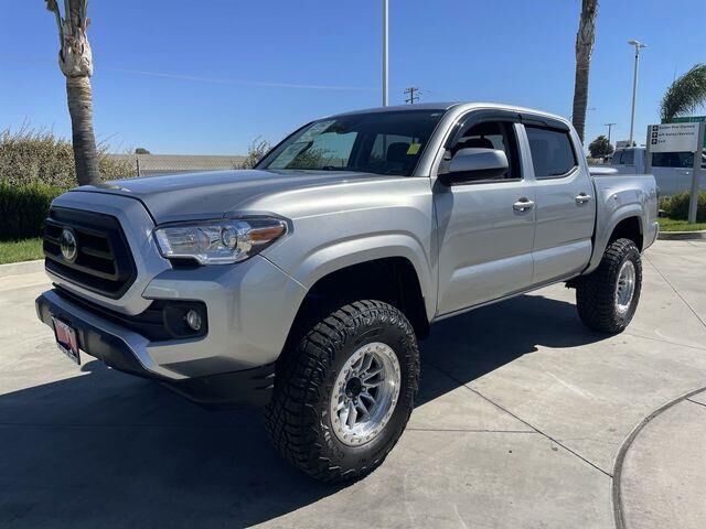 2022 Toyota Tacoma SR V6