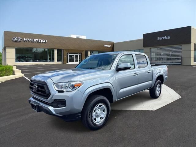 2022 Toyota Tacoma SR V6 — photo 1 of 26