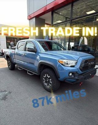 2019 Toyota Tacoma TRD Off-Road — photo 1 of 4