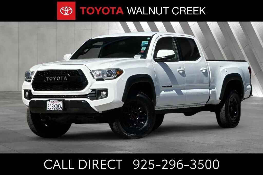 2019 Toyota Tacoma TRD Off-Road — photo 1 of 13
