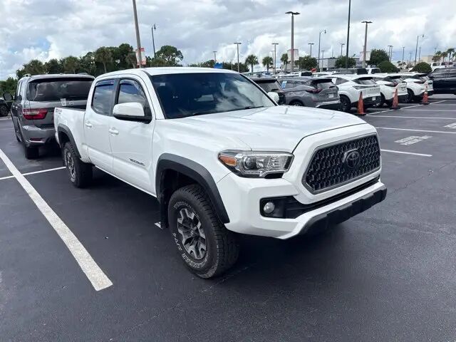 2019 Toyota Tacoma TRD Off-Road — photo 1 of 13