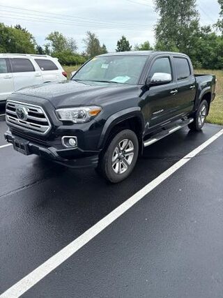 2019 Toyota Tacoma Limited — photo 1 of 12
