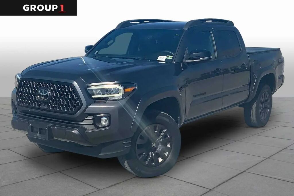 2021 Toyota Tacoma Limited — photo 1 of 12