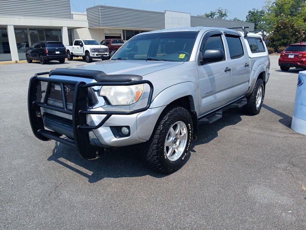 2013 Toyota Tacoma PreRunner V6 — photo 1 of 6