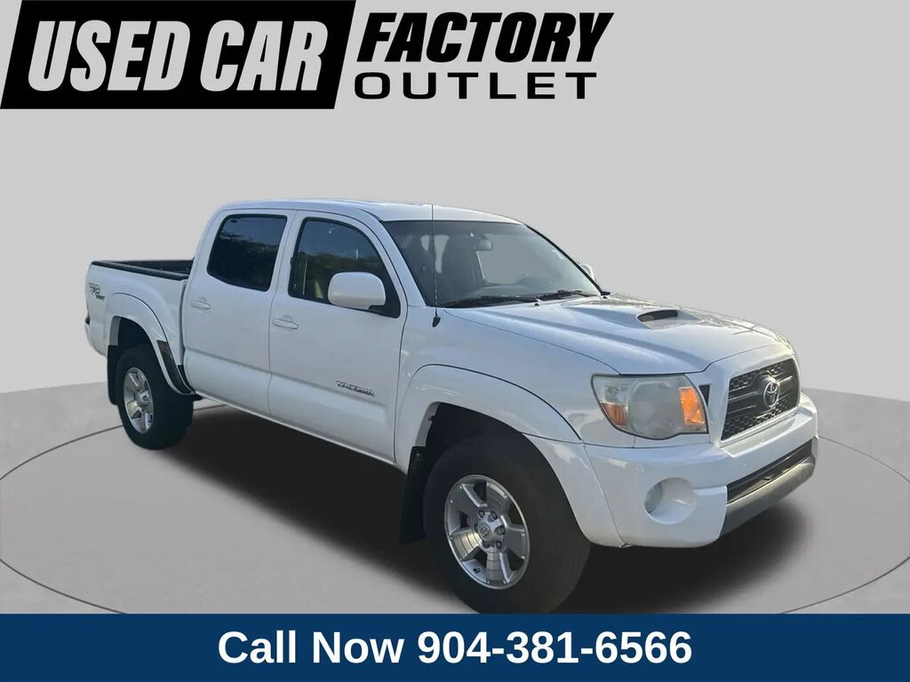 2011 Toyota Tacoma PreRunner V6 — photo 1 of 13