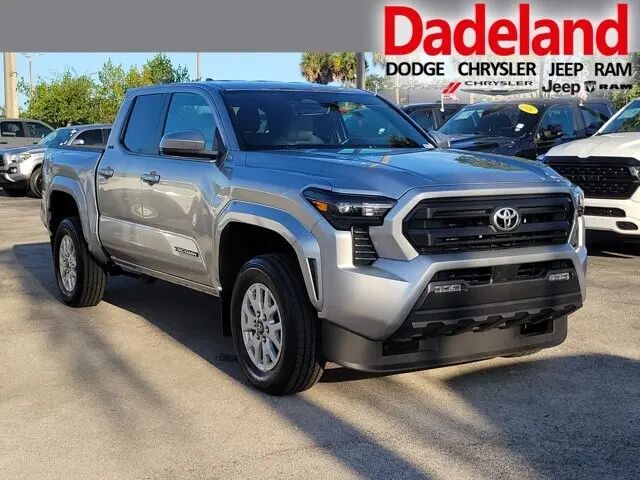2024 Toyota Tacoma SR5 — photo 1 of 3