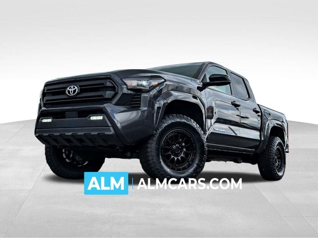 2024 Toyota Tacoma SR5 — photo 1 of 13