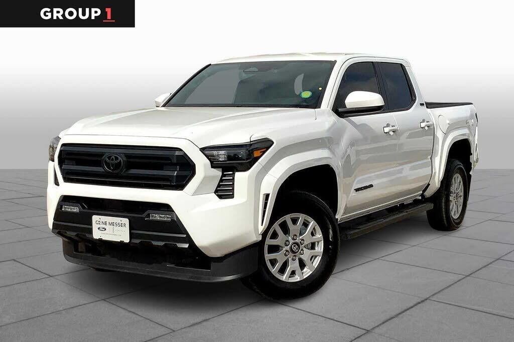 2024 Toyota Tacoma SR5 — photo 1 of 13