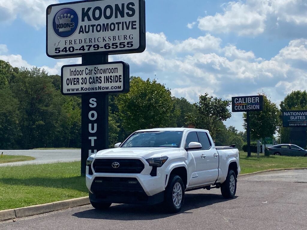 2024 Toyota Tacoma 2WD — photo 1 of 13