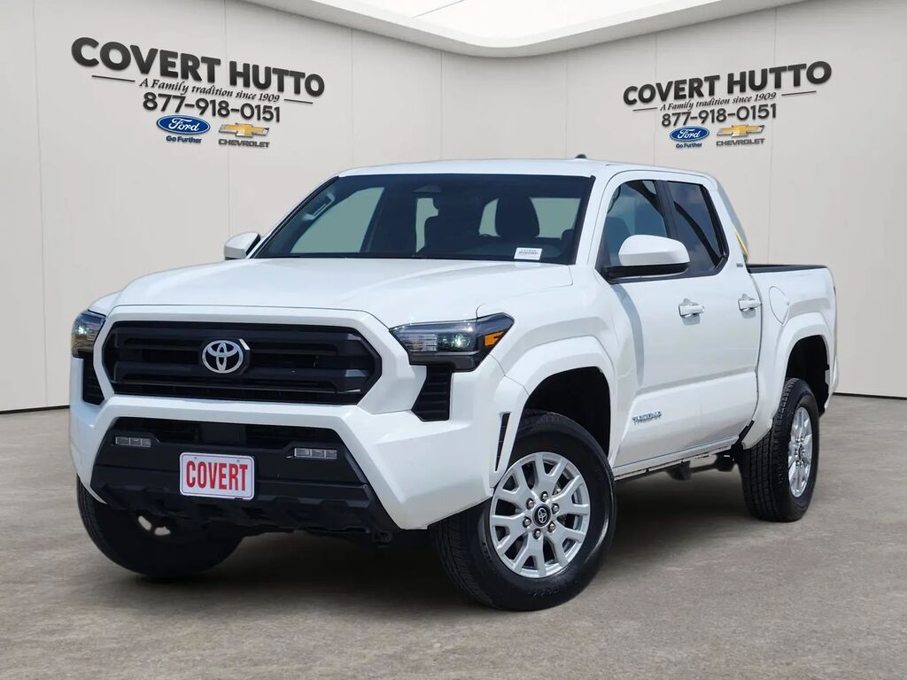 2024 Toyota Tacoma SR5 — photo 1 of 13