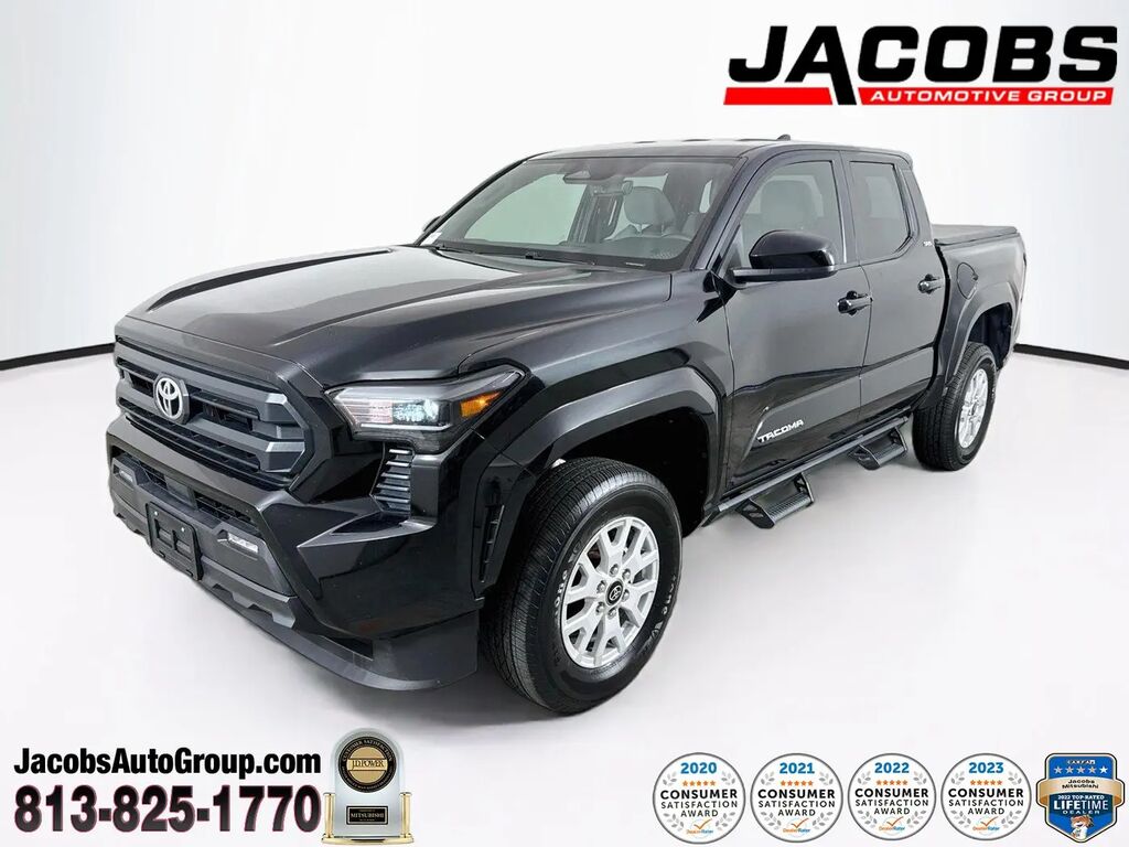 2025 Toyota Tacoma SR5 — photo 1 of 13