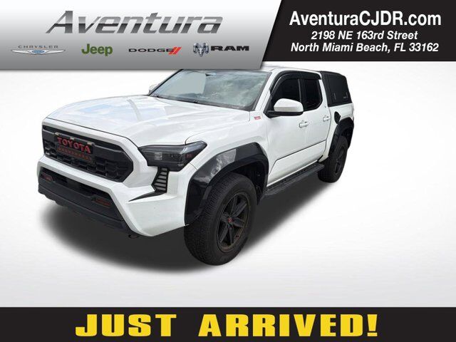 2025 Toyota Tacoma 2WD SR5