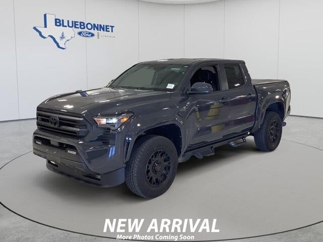 2026 Toyota Tacoma SR5 — photo 1 of 13