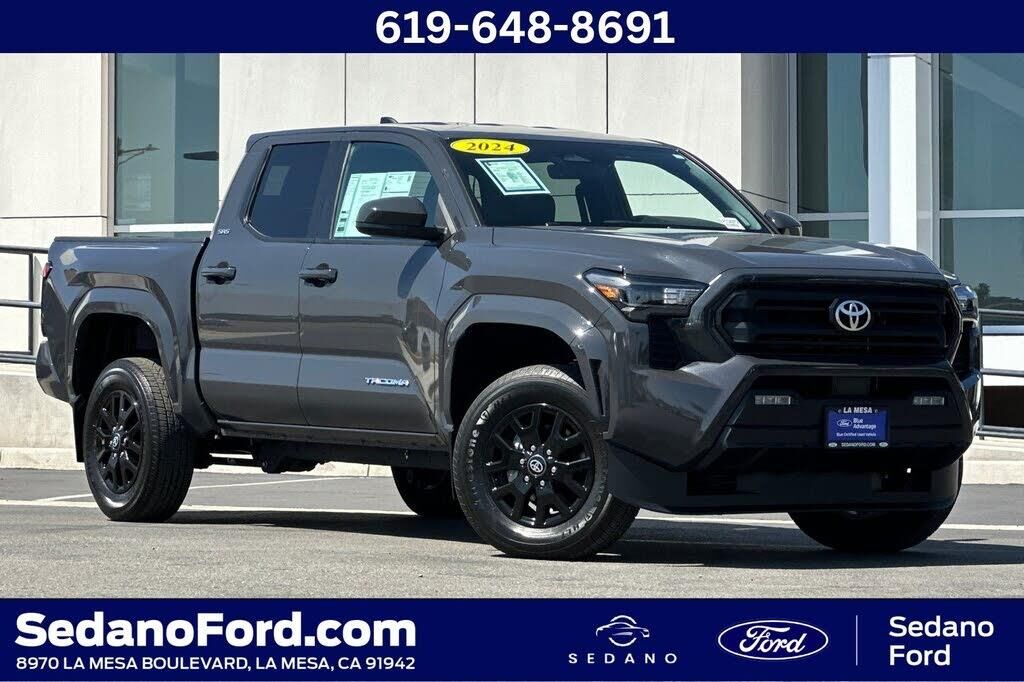 2024 Toyota Tacoma SR5 — photo 1 of 14