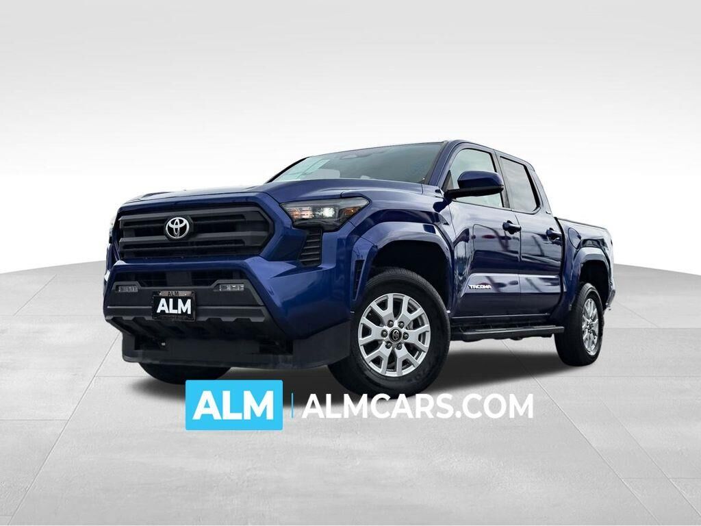 2025 Toyota Tacoma SR5 — photo 1 of 13