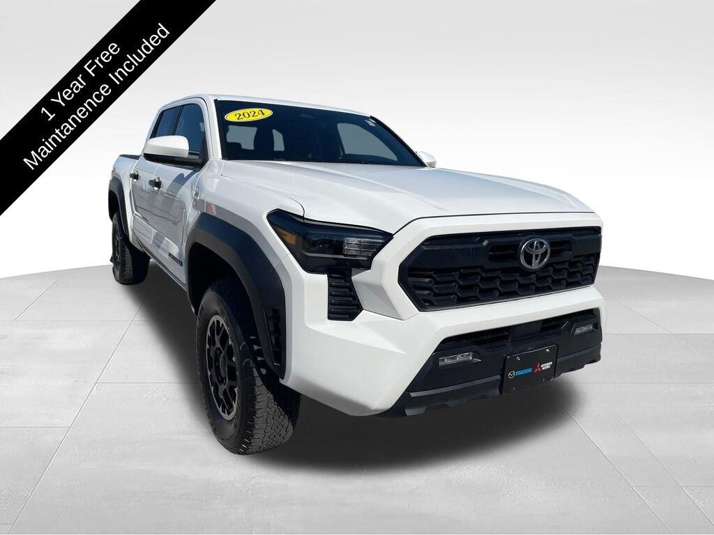 2024 Toyota Tacoma SR5 — photo 1 of 1