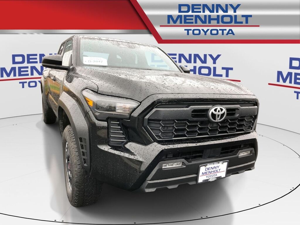 2024 Toyota Tacoma TRD Off-Road — photo 1 of 13