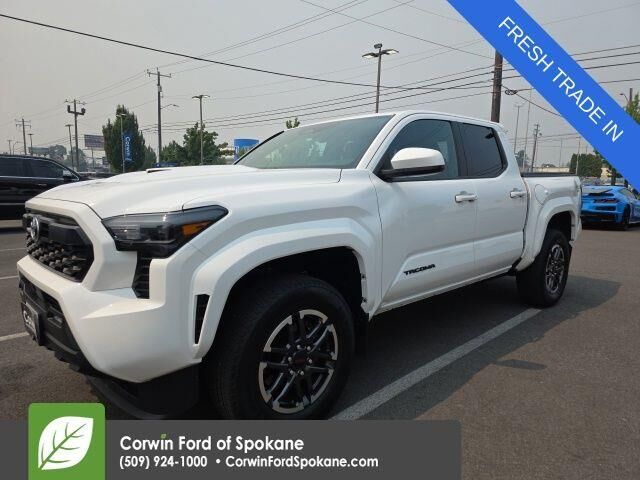 2024 Toyota Tacoma TRD Sport — photo 1 of 41