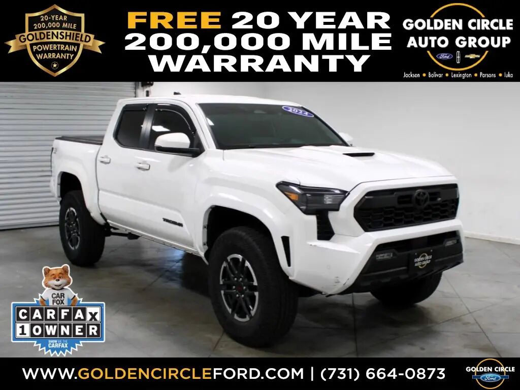 2024 Toyota Tacoma TRD Sport — photo 1 of 13