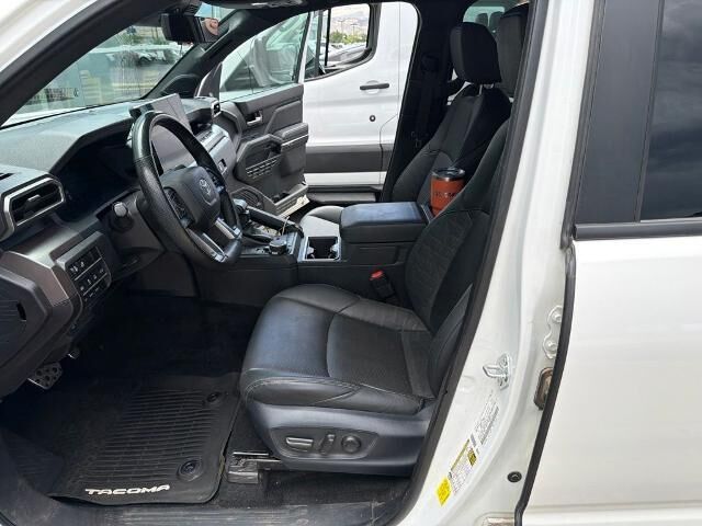2024 Toyota Tacoma TRD Sport — photo 1 of 24