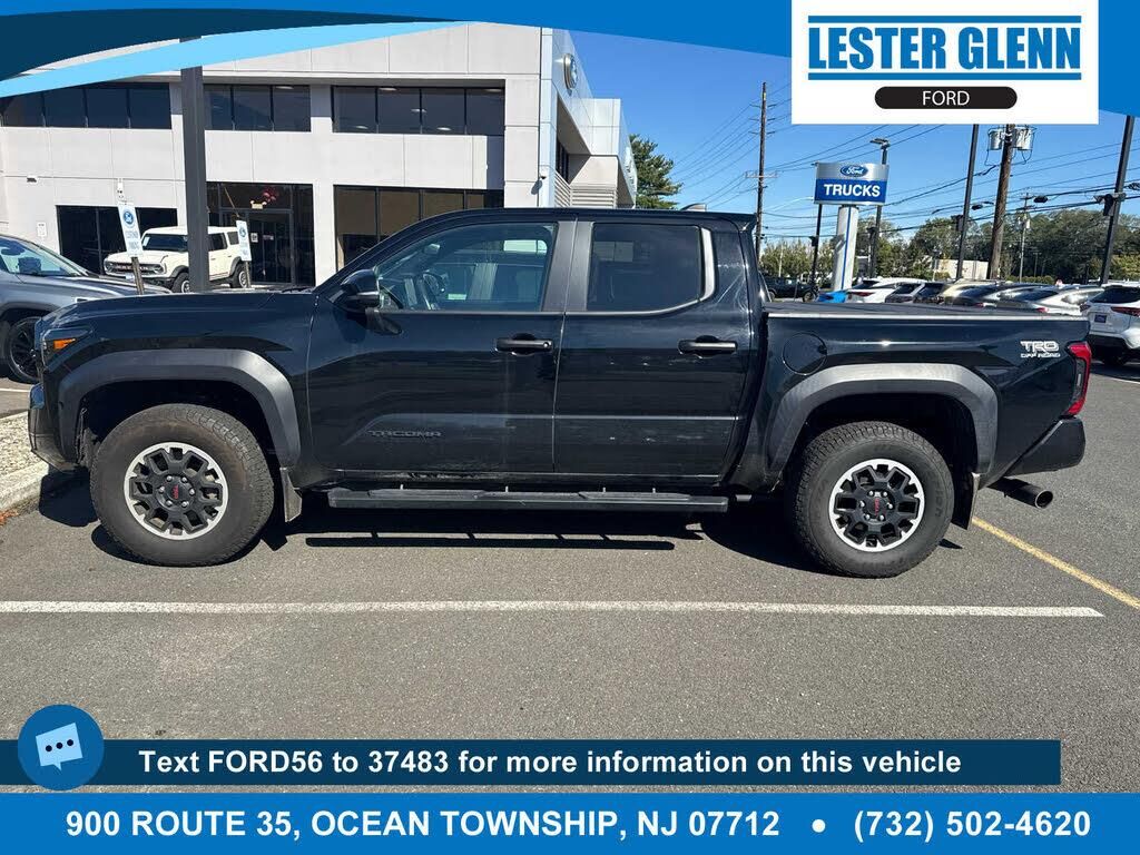 2024 Toyota Tacoma TRD Sport — photo 1 of 1