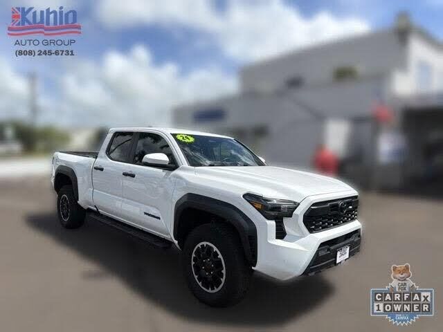2024 Toyota Tacoma SR5 — photo 1 of 2