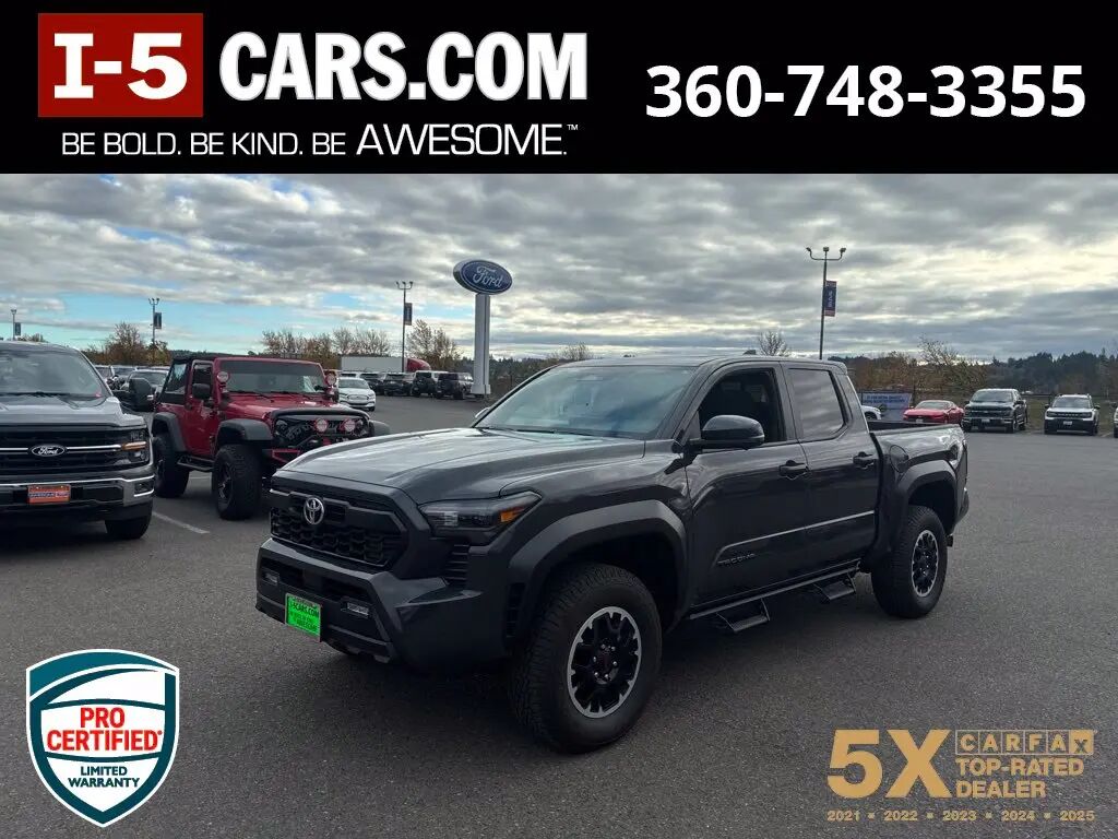 2025 Toyota Tacoma TRD Sport — photo 1 of 11