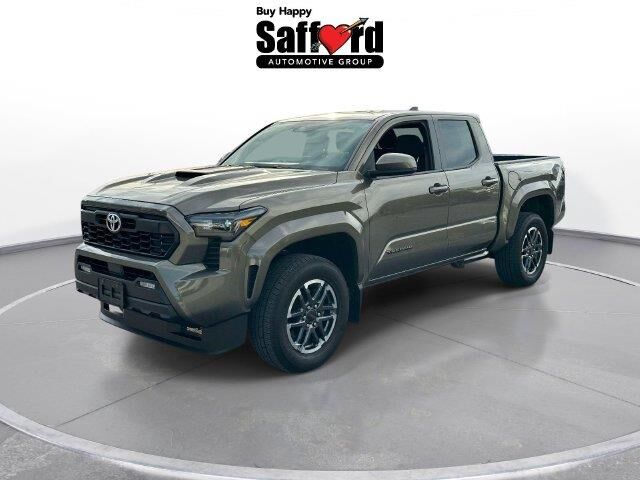 2025 Toyota Tacoma TRD Sport — photo 1 of 13