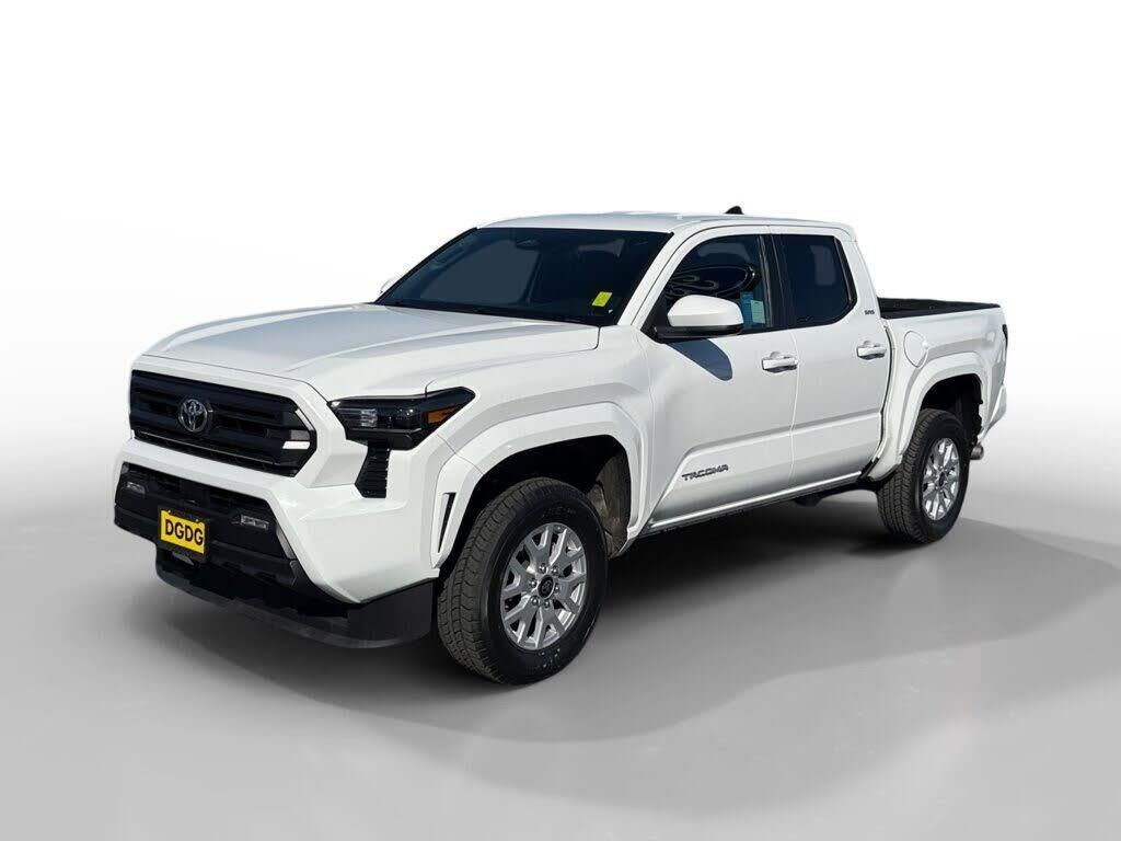 2025 Toyota Tacoma SR5 — photo 1 of 1