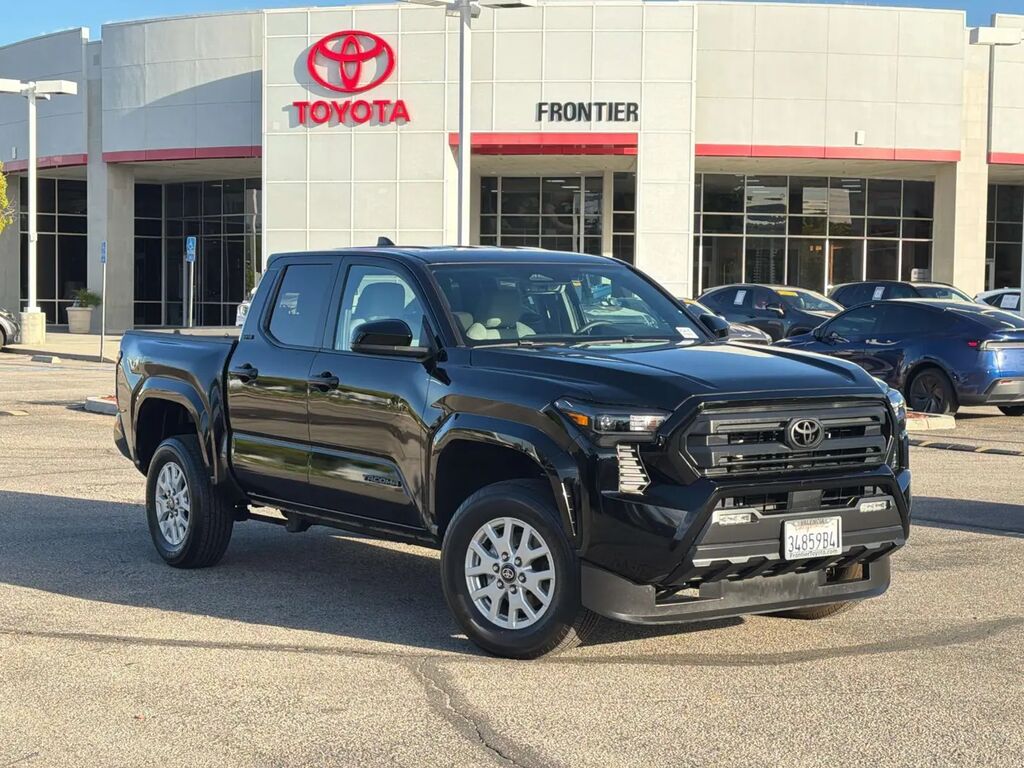 2024 Toyota Tacoma SR5 — photo 1 of 13
