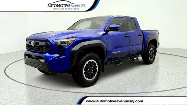2024 Toyota Tacoma 4WD TRD Off Road — photo 1 of 14
