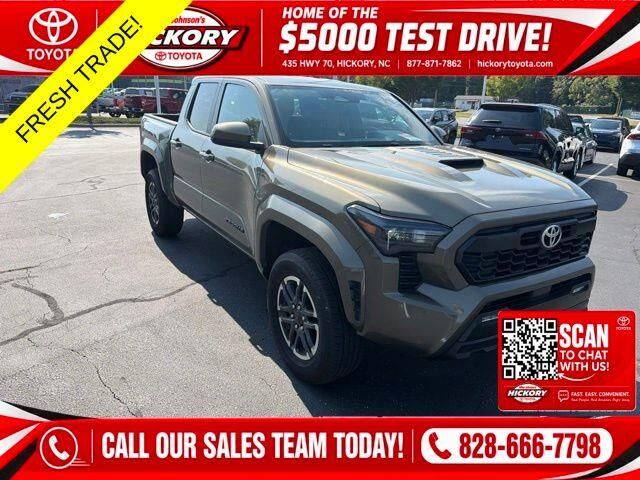 2024 Toyota Tacoma TRD Sport — photo 1 of 13