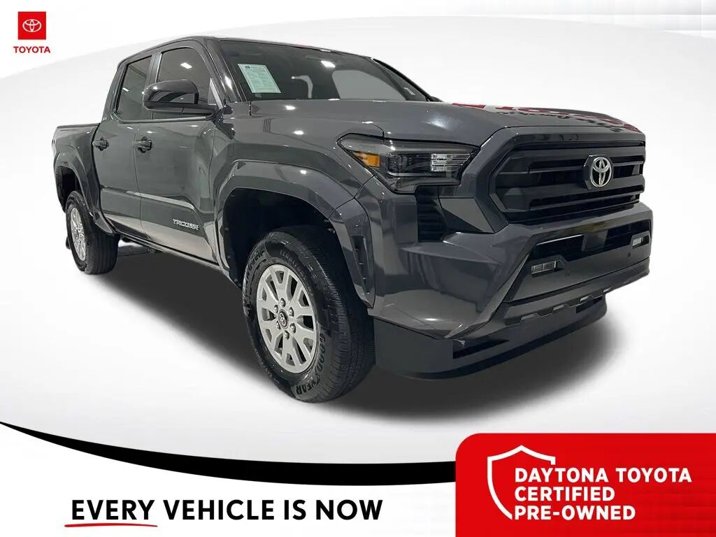 2025 Toyota Tacoma SR5 — photo 1 of 13