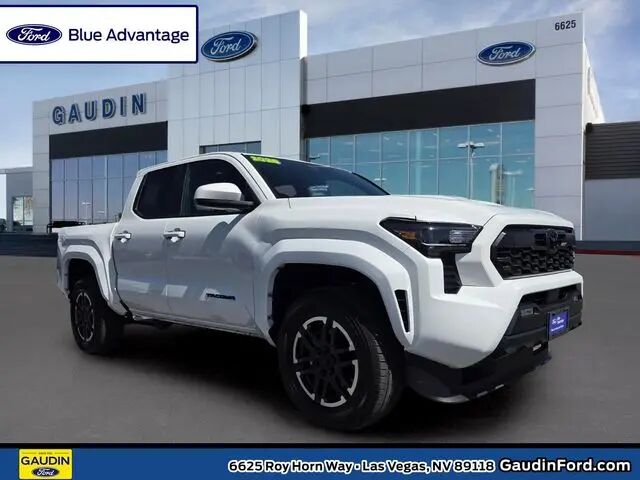 2026 Toyota Tacoma TRD Sport — photo 1 of 37