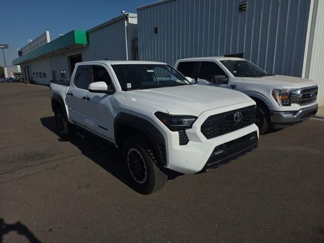 2024 Toyota Tacoma TRD Off-Road