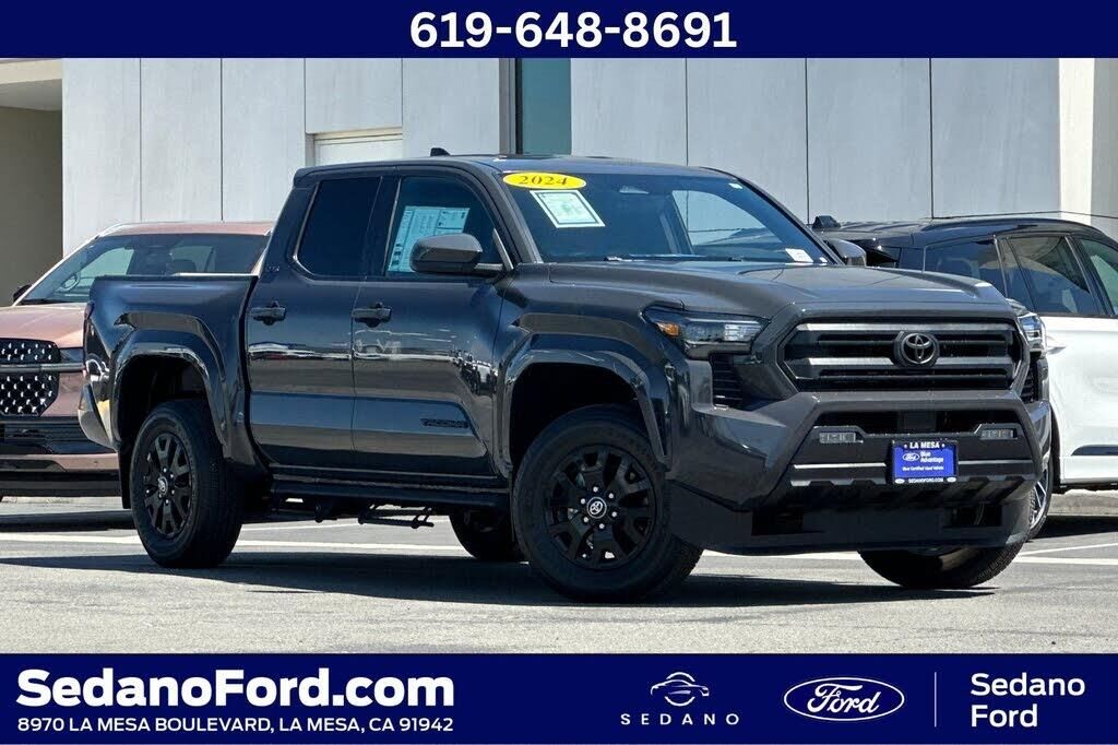 2024 Toyota Tacoma SR5 — photo 1 of 14