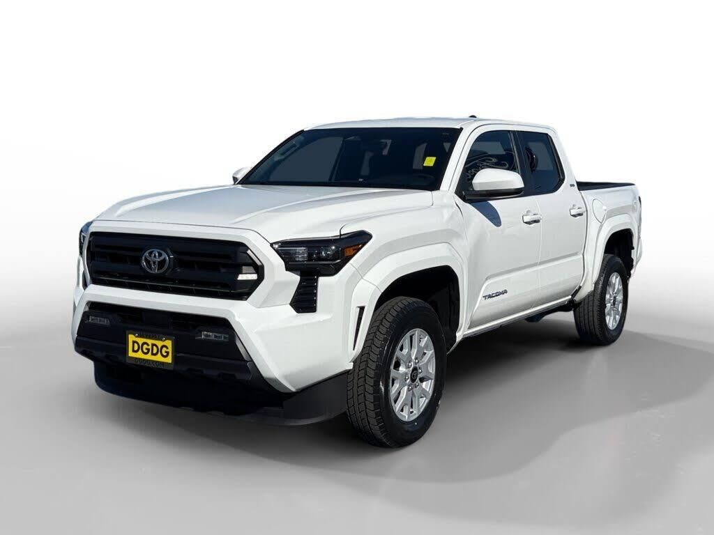 2025 Toyota Tacoma SR5 — photo 1 of 1