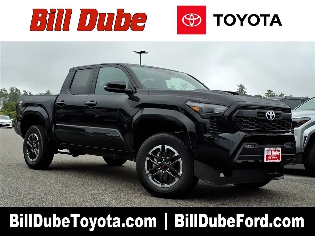 2025 Toyota Tacoma TRD Sport — photo 1 of 13