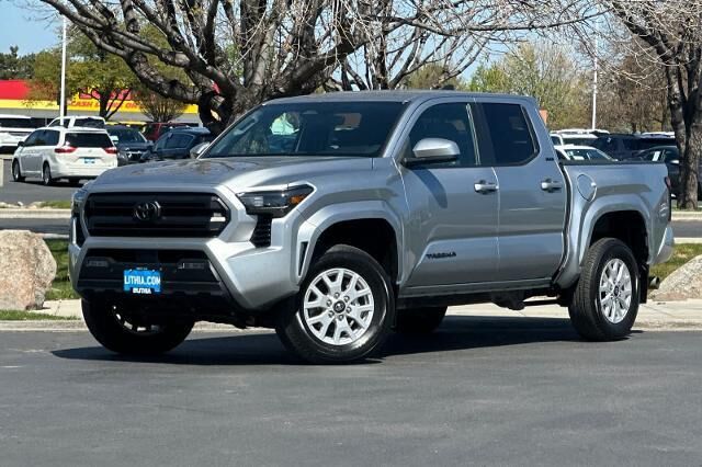 2024 Toyota Tacoma SR5 — photo 1 of 13