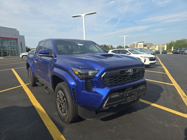 2025 Toyota Tacoma 4WD TRD Sport — photo 1 of 3