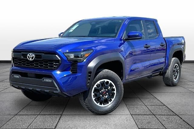 2025 Toyota Tacoma SR5 — photo 1 of 26