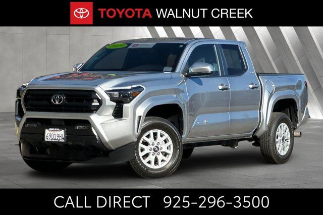 2025 Toyota Tacoma 4WD SR5
