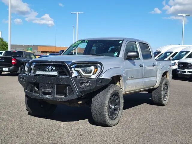 2013 Toyota Tacoma V6 — photo 1 of 39