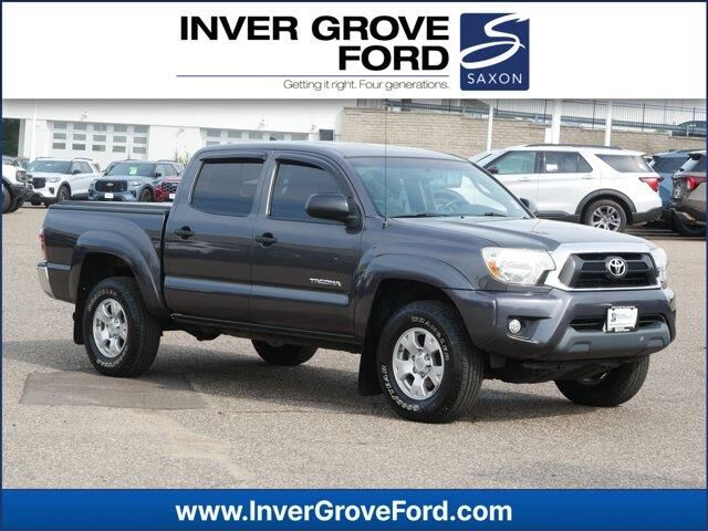2015 Toyota Tacoma V6 — photo 1 of 13