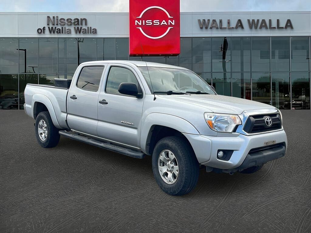 2012 Toyota Tacoma V6 — photo 1 of 24