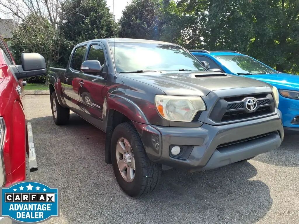 2014 Toyota Tacoma V6 — photo 1 of 12