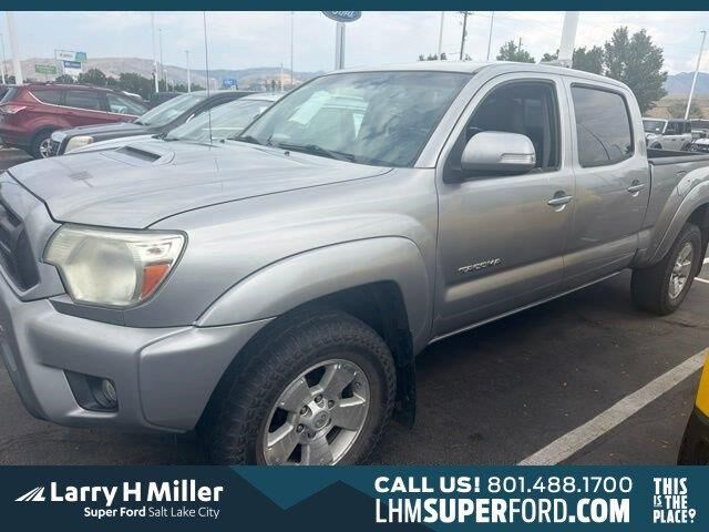 2014 Toyota Tacoma V6 — photo 1 of 43