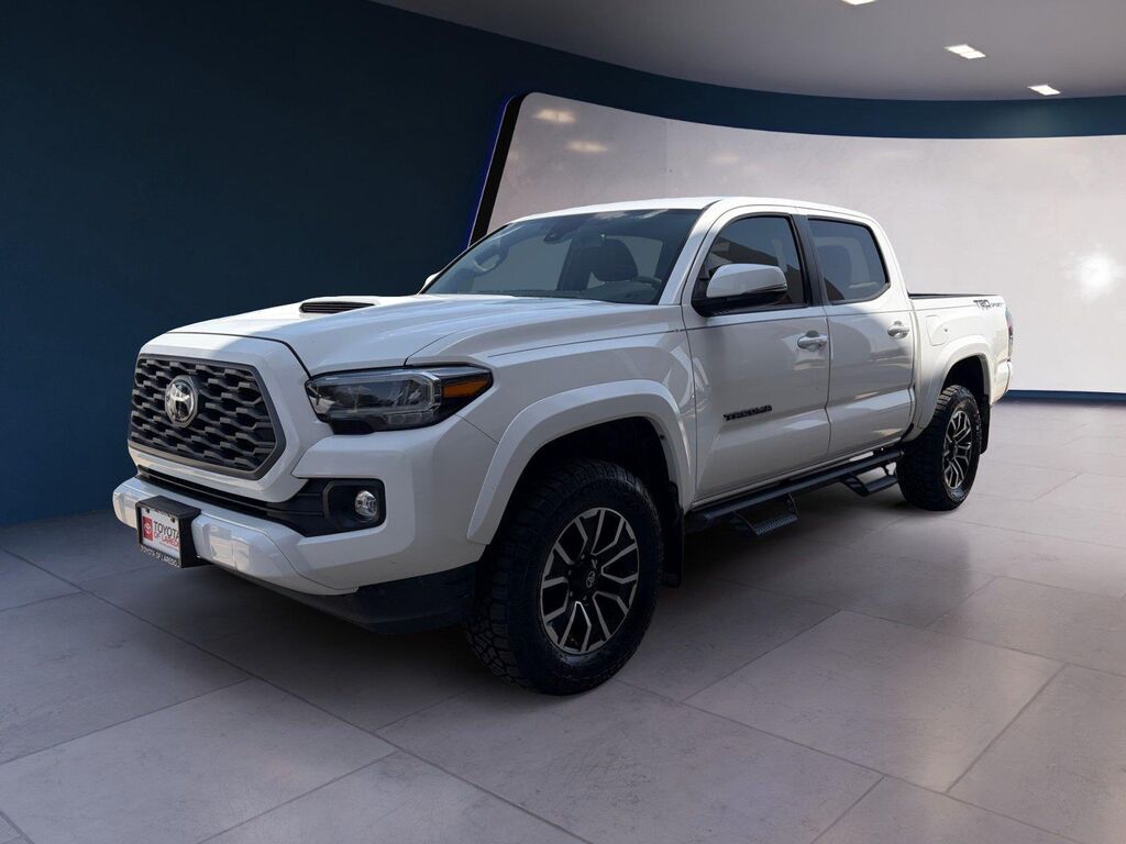 2023 Toyota Tacoma TRD Sport — photo 1 of 13