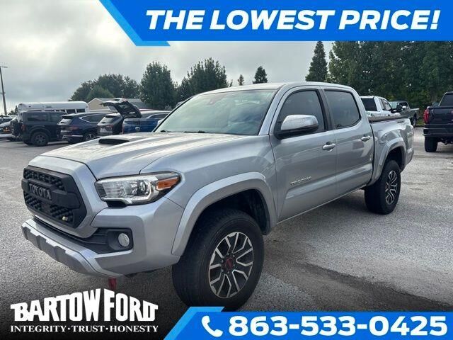 2021 Toyota Tacoma TRD Sport — photo 1 of 12