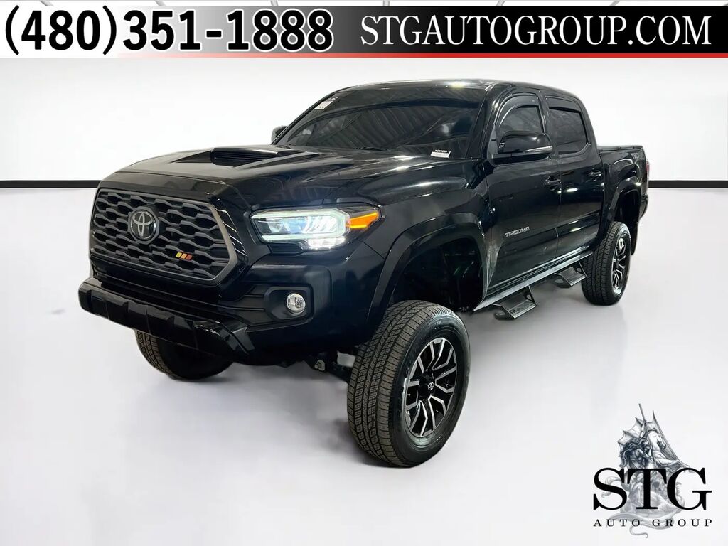 2021 Toyota Tacoma TRD Sport — photo 1 of 13